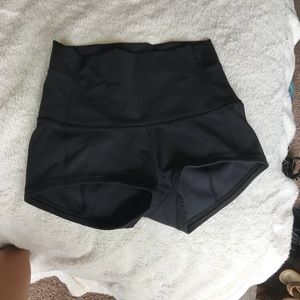 Lululemon spandex shorts